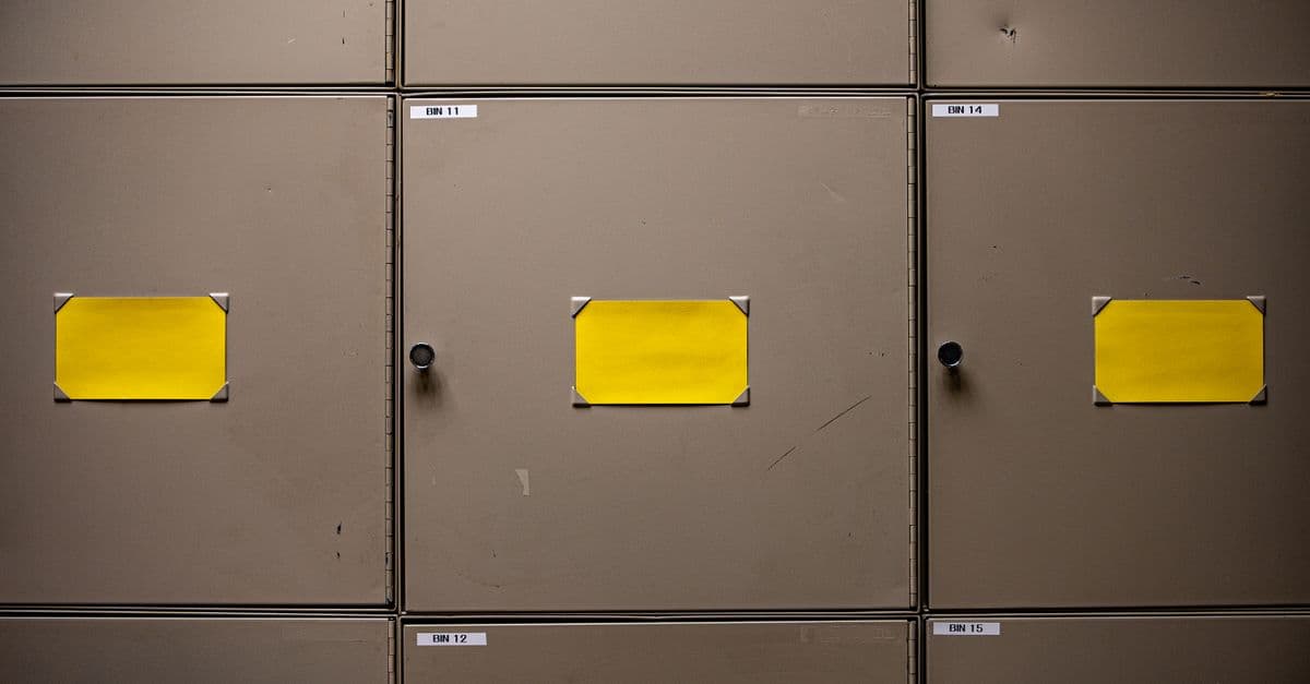 Tủ locker thông minh chịu nhiệt độ cao cho khu vực công nghiệp