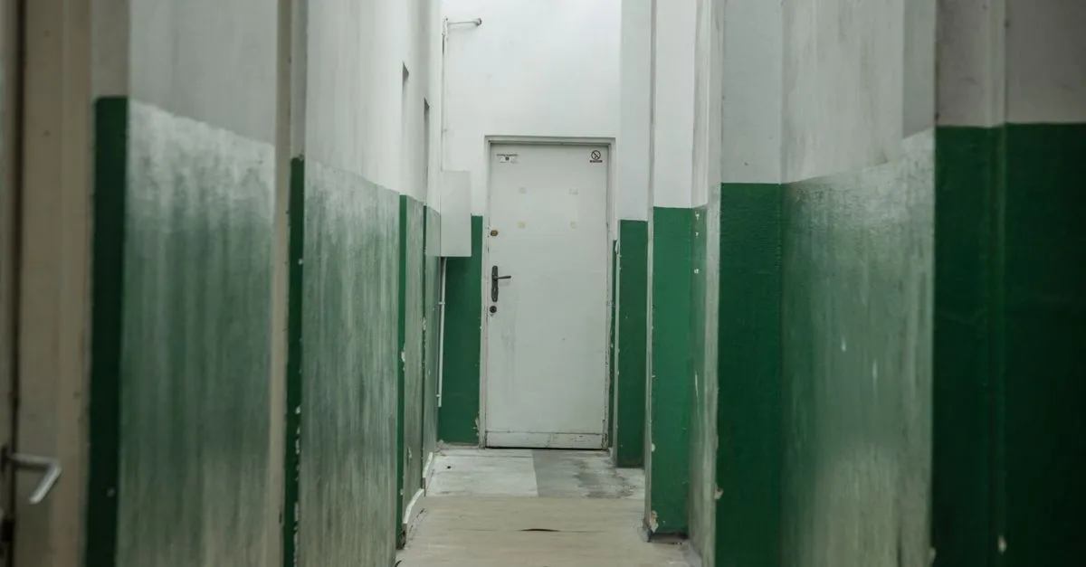 Tủ Locker Thông Minh Tích Hợp Camera Thermal: Phát Hiện Thân Nhiệt Và Bảo Mật Nâng Cao