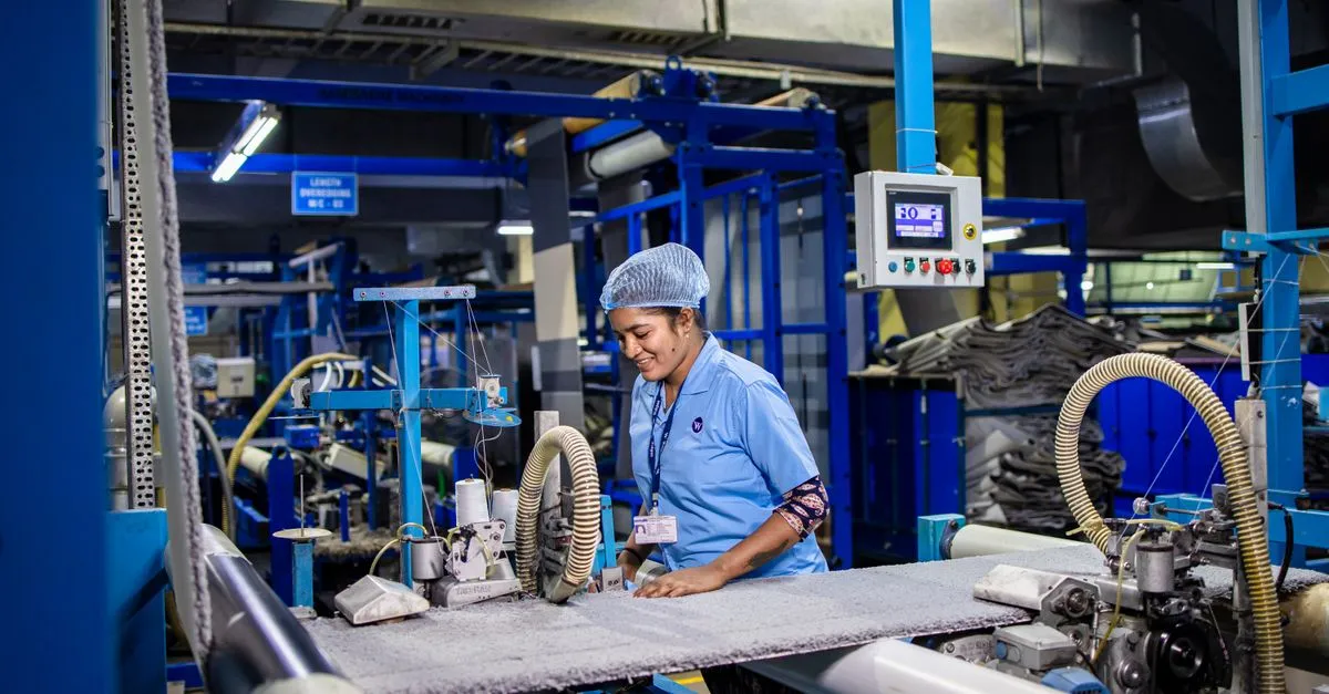 Đội Ngũ Kỹ Thuật Bảo Trì Máy Bán Hàng Tự Động: In-house Vs Thuê Ngoài